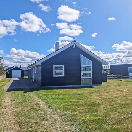 Ferienhaus Cozy In With Sauna Løkken